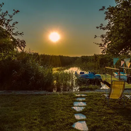 Sunny Villa *