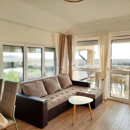 Sunny Villa