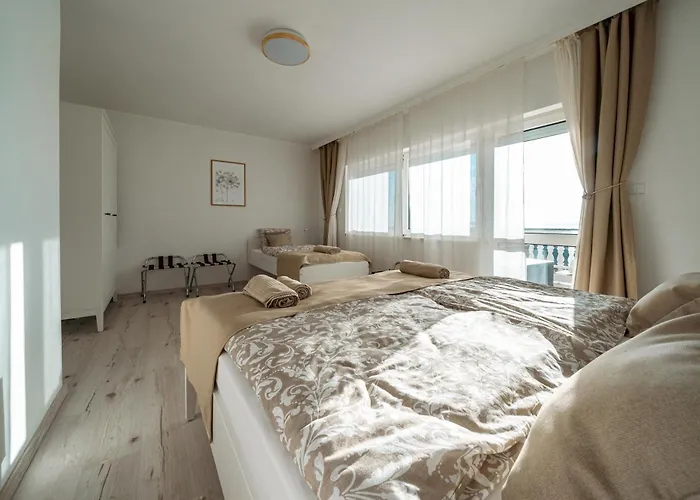 Sunny Vilă Szántód